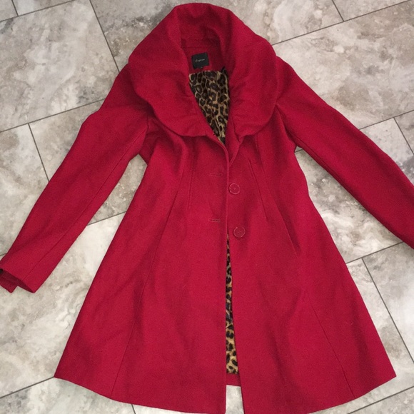 EXPRESS RED WOOL BLEND FLARE COLLAR STRUCTURED FIT NWOT COAT - Picture 3 of 12